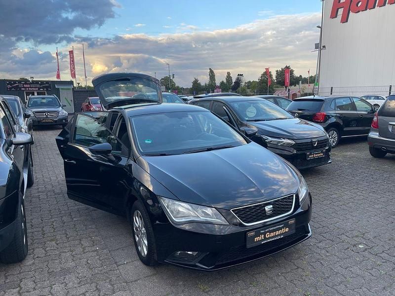 Schwarz Gebraucht 2014 Seat Leon Style Limousine | 8.499 € (Fairer Preis) - Bild 1/4