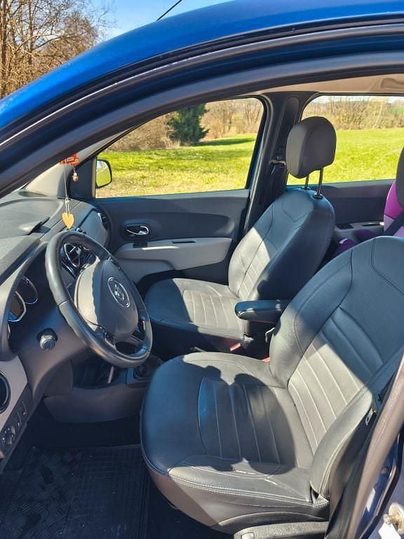 Gebraucht Dacia Lodgy Prestige 116 PS (85 kW) 2017 Blau Van / Kleinbus