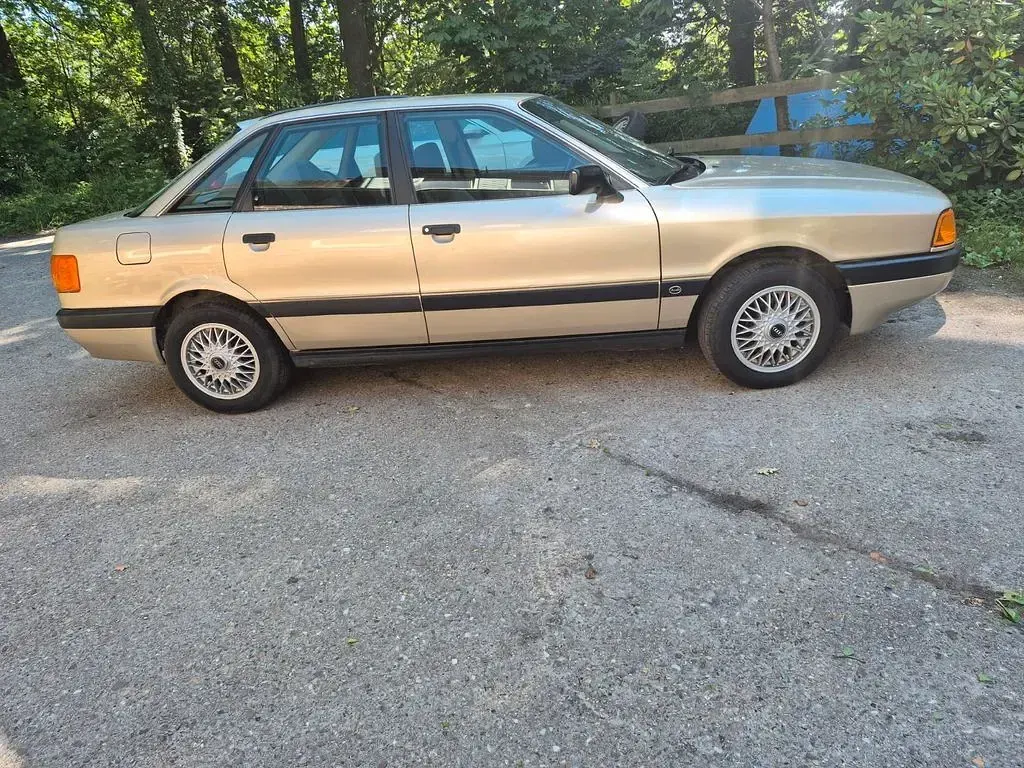 Gebraucht Audi 80 94 PS (69 kW) 1991 Gold Limousine
