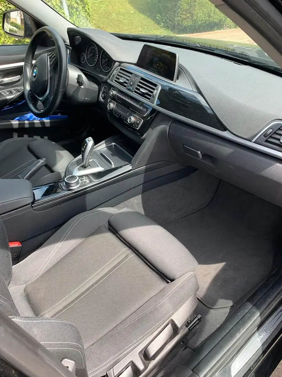 Gebraucht BMW 320 Efficient Dynamics 184 PS (135 kW) 2019 Schwarz Kombi