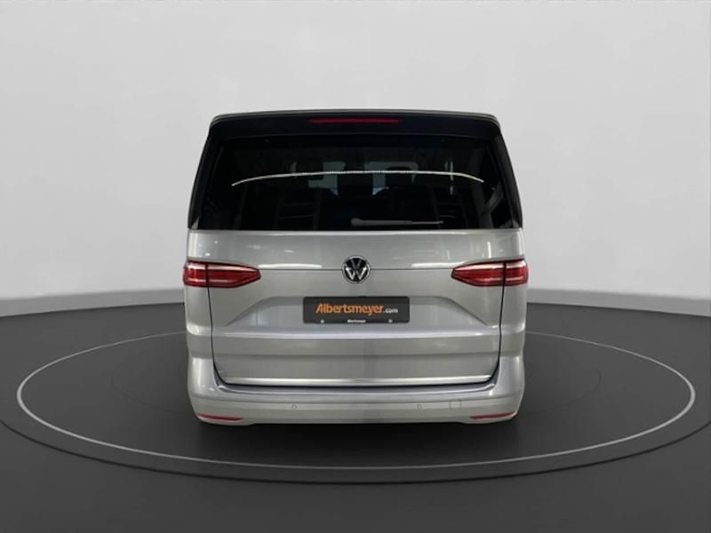 Second-hand VW Multivan Style 150 CP (110 kW) 2025 Argintiu Monovolum