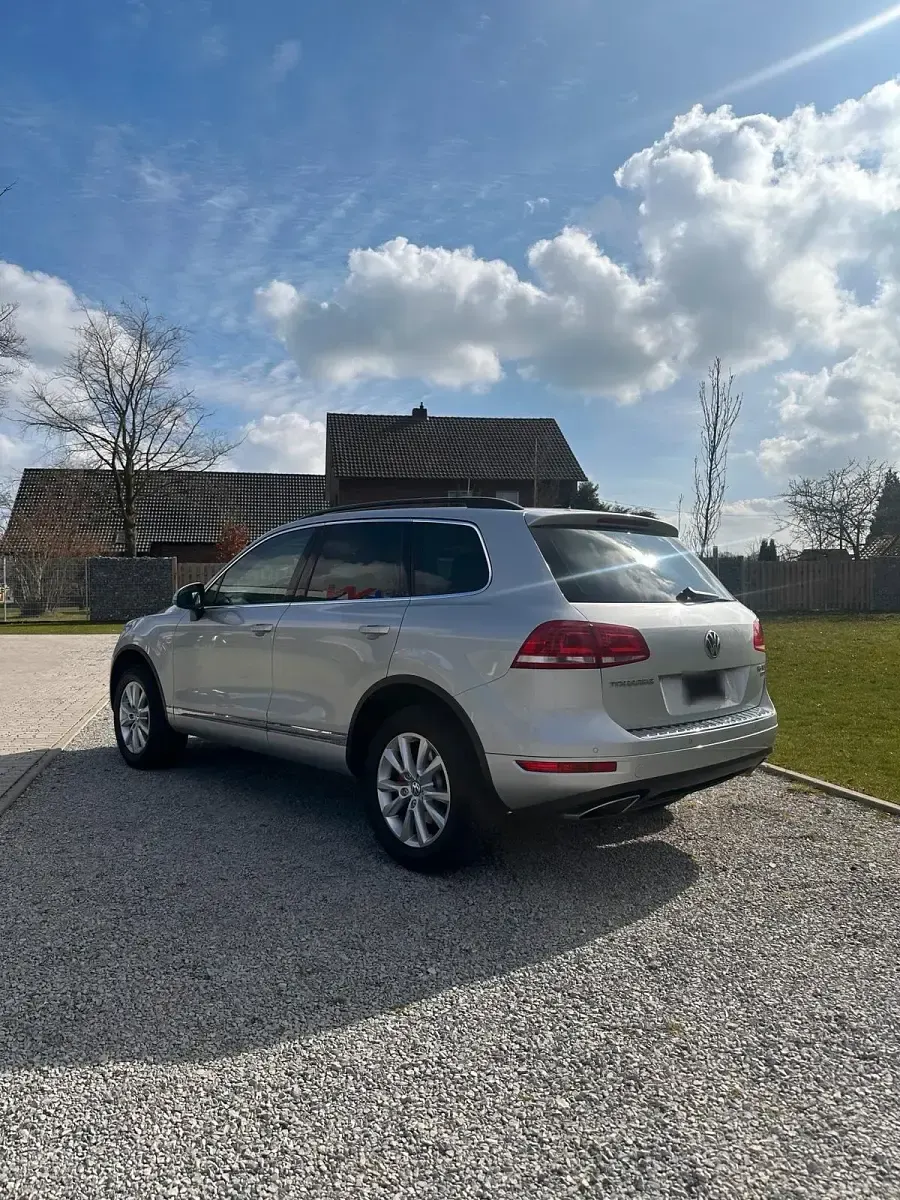 Gebraucht VW Touareg 204 PS (150 kW) 2012 Silber SUV