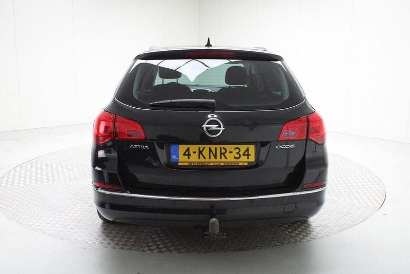 Gebraucht Opel Astra Design Edition 111 PS (81 kW) 2013 Schwarz Kombi
