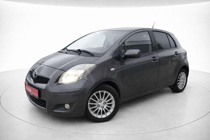Gebraucht Toyota Yaris Sol 101 PS (74 kW) 2009 Grau Kleinwagen