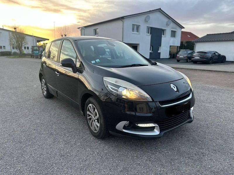 Gebraucht Renault Scénic III Initiale Paris 110 PS (80 kW) 2013 Schwarz Van / Kleinbus