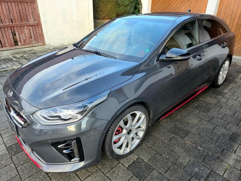 Gebraucht Kia ProCeed GT 204 PS (150 kW) 2021 Grau Kombi