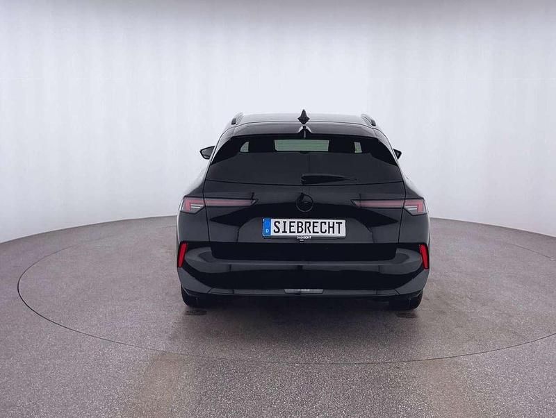 Neu Opel Astra 131 PS (96 kW) 2025 Schwarz Kombi