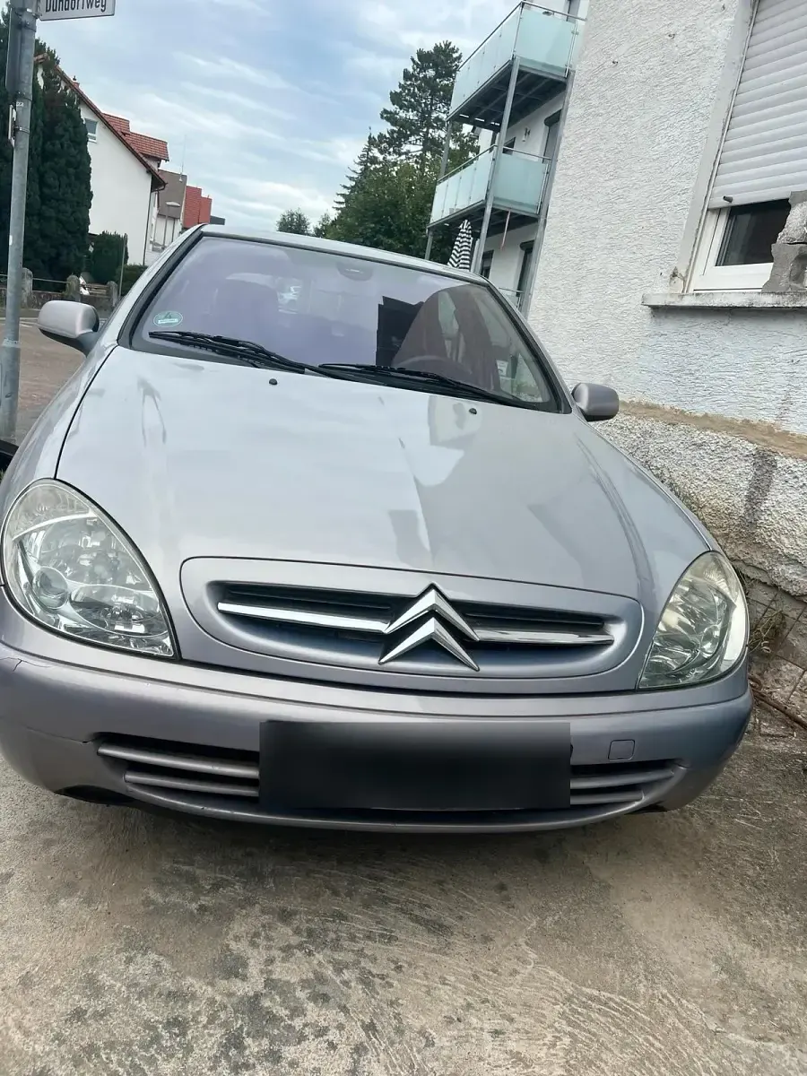 Gebraucht Citroën Xsara 108 PS (79 kW) 2001 Silber Kleinwagen