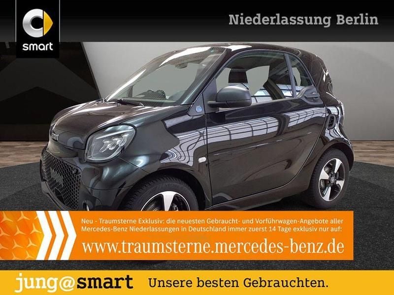 Schwarz Gebraucht 2021 Smart ForTwo Electric Drive Exclusive Coupé | 11.790 € (Guter Preis) - Bild 1/3
