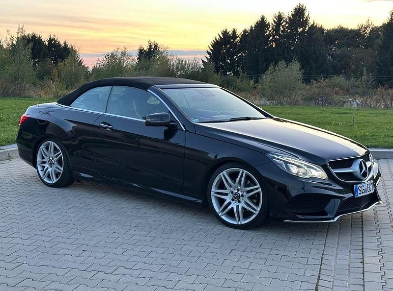 Gebraucht Mercedes E250 AMG line 211 PS (155 kW) 2013 Schwarz Cabrio