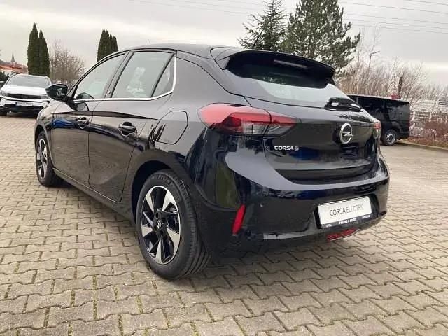 Gebraucht Opel Corsa-e Elegance 100 kW (136 PS) 2024 Karbon schwarz Kleinwagen