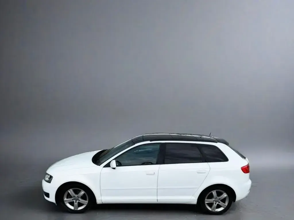 Gebraucht Audi A3 S-Line 140 PS (102 kW) 2011 Weiß Kleinwagen