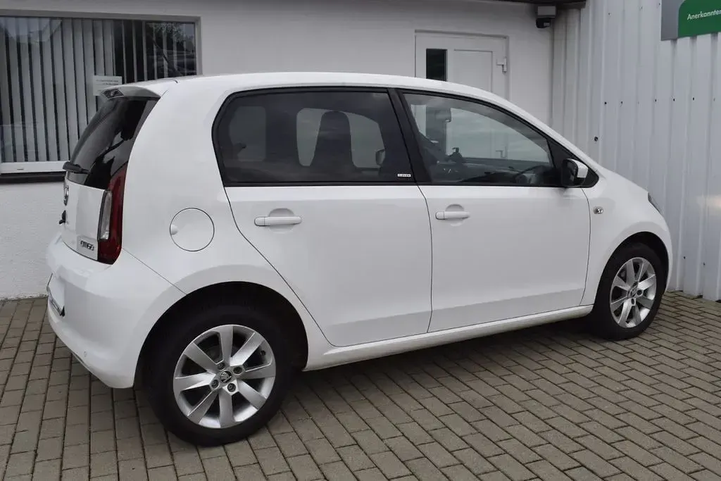 Gebraucht Skoda Citigo Clever 60 PS (44 kW) 2018 Weiß Kleinwagen