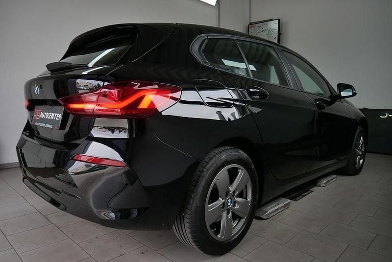 Gebraucht BMW 118 136 PS (100 kW) 2022 Schwarz Kleinwagen