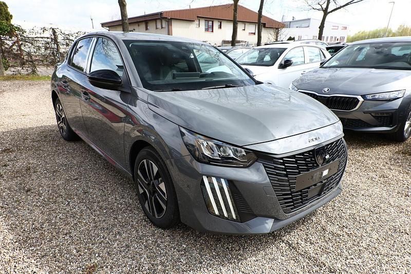Neu Peugeot 208 Allure 145 PS (106 kW) 2025 Selenium grau metallic Kleinwagen