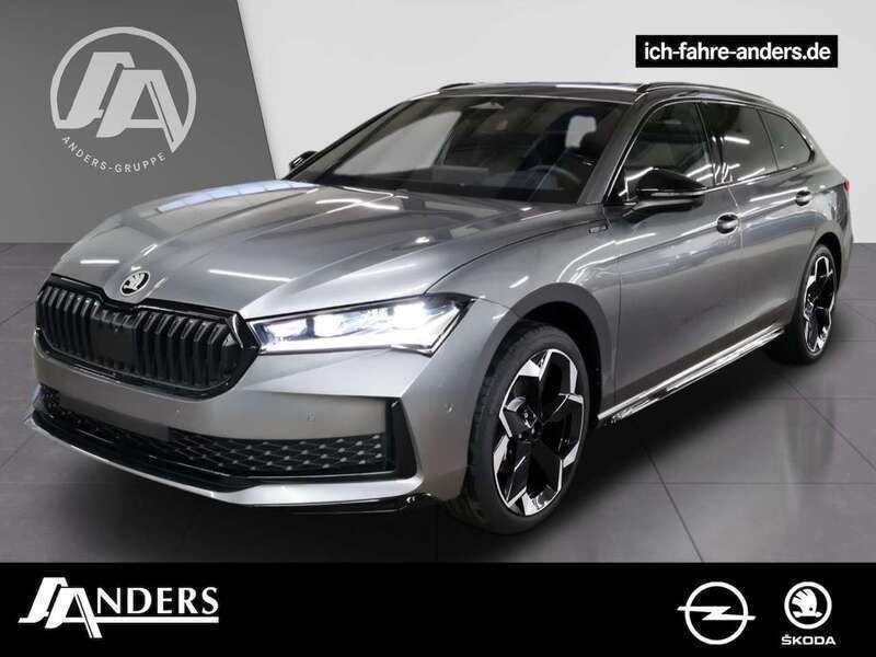 Graphitgrau Gebraucht 2025 Skoda Superb SportLine Kombi | 53.540 € - Bild 1/3
