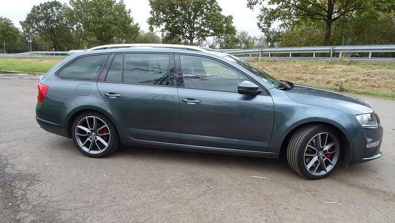 Gebraucht Skoda Octavia RS 220 PS (161 kW) 2016 Grau Kombi