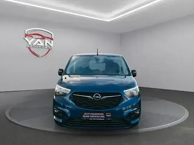 Gebraucht Opel Combo Life 131 PS (96 kW) 2022 Blau Van / Kleinbus