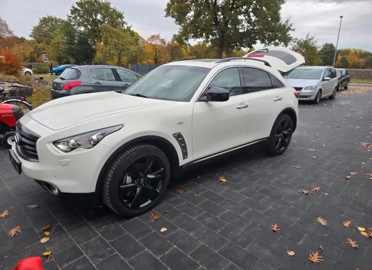 Gebraucht Infiniti Fx30 238 PS (175 kW) 2013 Weiß SUV
