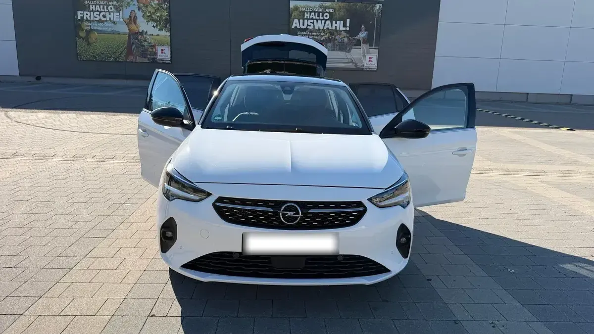 Gebraucht Opel Corsa Elegance 101 PS (74 kW) 2021 Weiß Kleinwagen