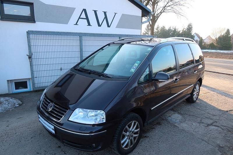 Braun Gebraucht 2007 VW Sharan Freestyle Van / Kleinbus | 3.350 € (Fairer Preis) - Bild 1/4