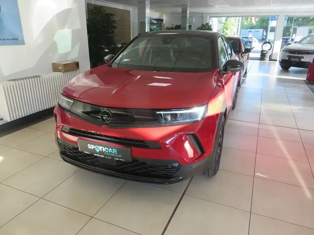 Usata Opel Mokka 101 CV (74 kW) 2023 Rosso SUV