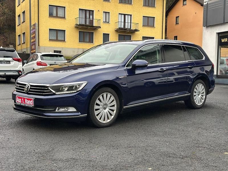 Gebraucht VW Passat Highline 190 PS (139 kW) 2018 Blau Kombi
