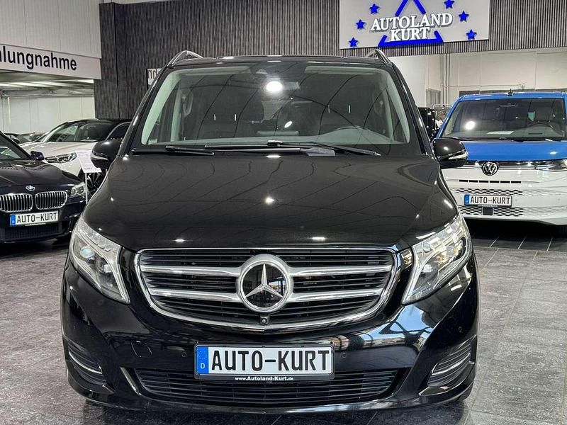 Gebraucht Mercedes V250 190 PS (139 kW) 2015 Obsidianschwarz Van / Kleinbus