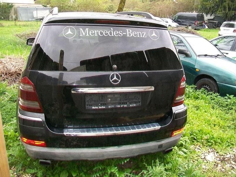 Gebraucht Mercedes GL320 211 PS (155 kW) 2007 Schwarz SUV