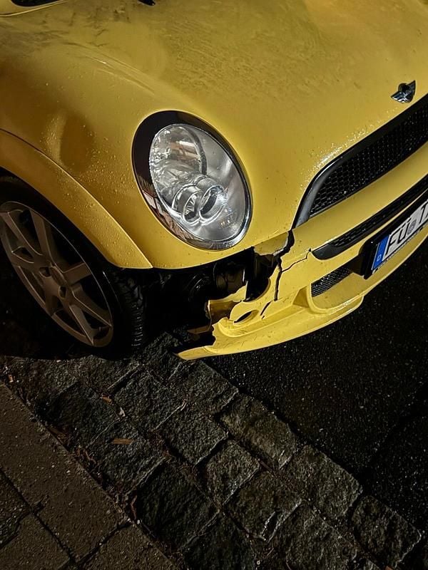 Gebraucht Mini Cooper Coupé 116 PS (85 kW) 2002 Gelb Coupé