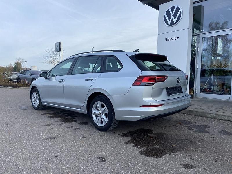 Gebraucht VW Golf VIII Life 116 PS (85 kW) 2022 Silber Kombi