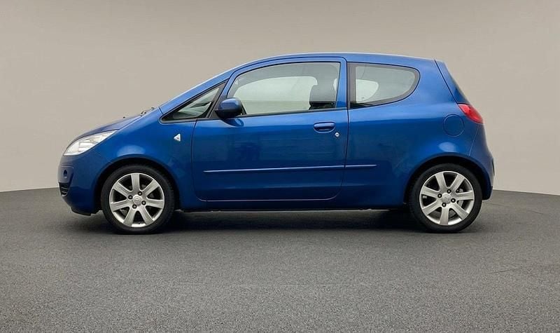 Gebraucht Mitsubishi Colt 75 PS (55 kW) 2008 Blau Kleinwagen