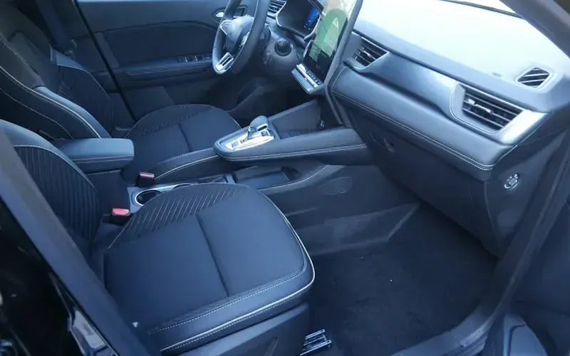 Gebraucht Renault Symbioz Iconic 158 PS (116 kW) 2025 Schwarz SUV
