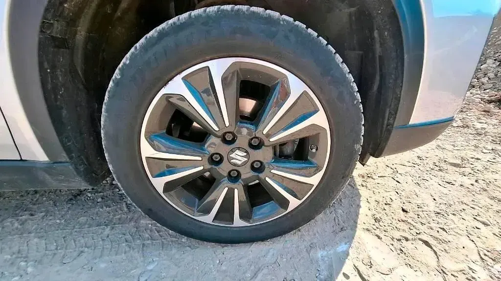 Gebraucht Suzuki Vitara 129 PS (94 kW) 2021 Silber SUV