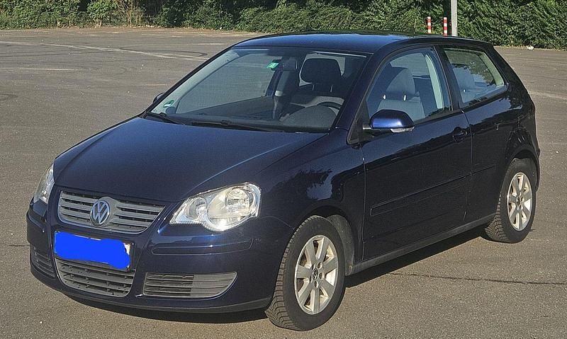 Blau Gebraucht 2005 VW Polo Sportline Limousine | 1.200 € (Guter Preis) - Bild 1/4