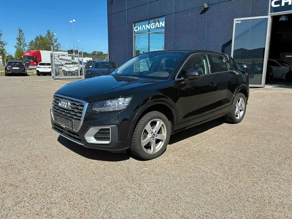Gebraucht Audi Q2 Design 116 PS (85 kW) 2017 Schwarz SUV