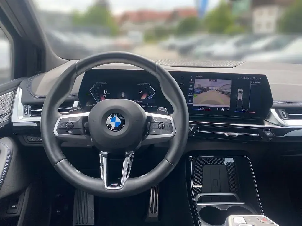 Gebraucht BMW 218 Active Tourer M Sport 136 PS (100 kW) 2025 Weiß Van / Kleinbus