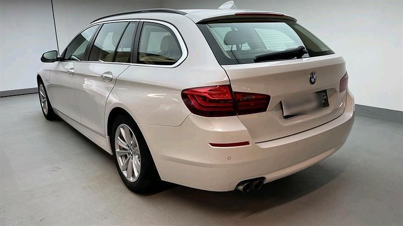Weiß Gebraucht 2016 BMW 518 Kombi | 18.100 € (Etwas zu teuer) - Bild 1/4