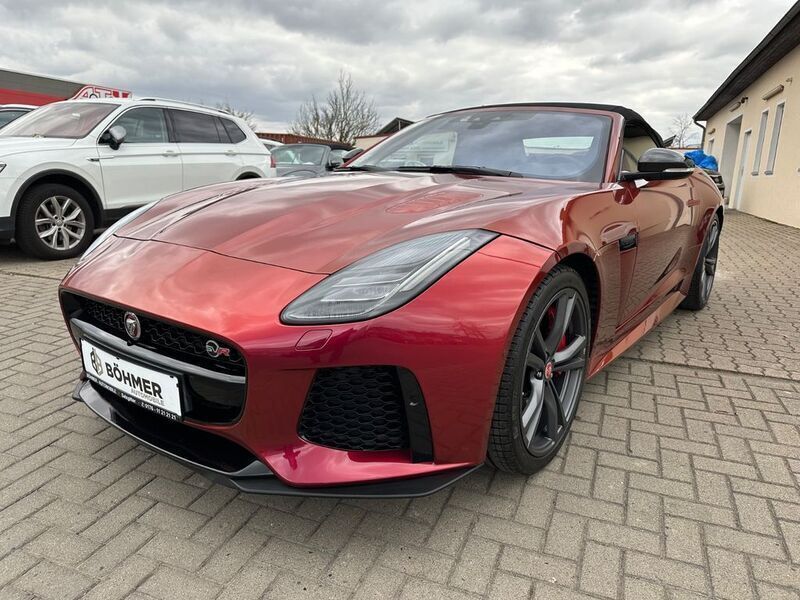 Rot Gebraucht 2019 Jaguar F-Type SVR Cabrio | 75.450 € (Etwas zu teuer) - Bild 1/4