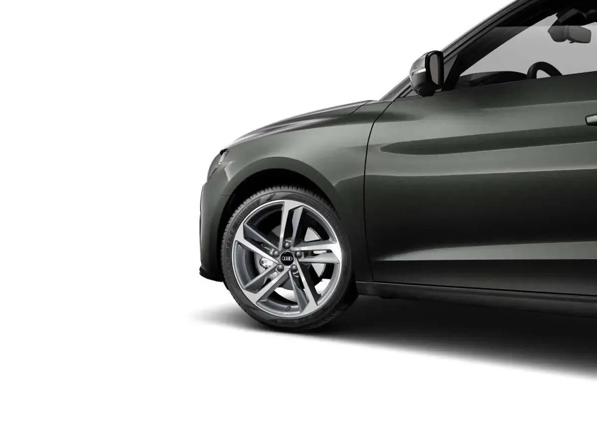 Gebraucht Audi A1 Advanced 150 PS (110 kW) 2025 Chronosgrau metallic SUV