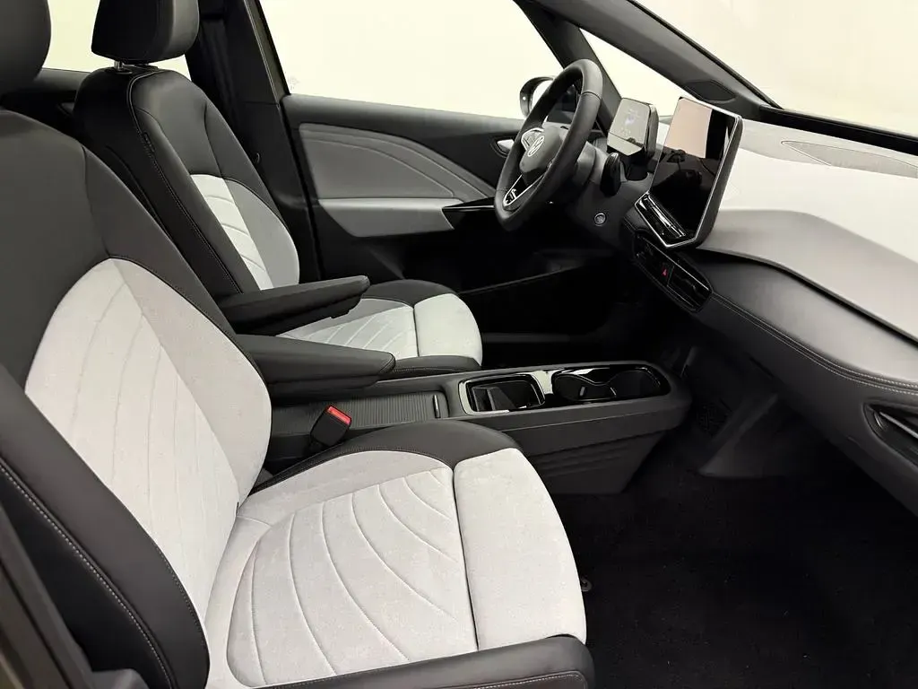 Gebraucht VW ID.3 Pro 150 kW (204 PS) 2026 Grün Kleinwagen