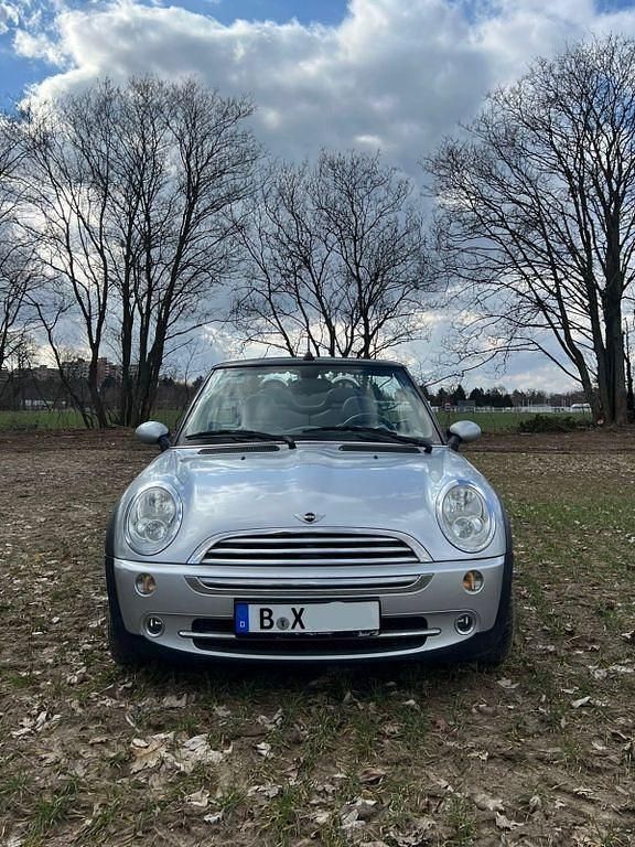 Second-hand Mini Cooper Cabriolet 116 CP (85 kW) 2006 Argintiu Cabrio