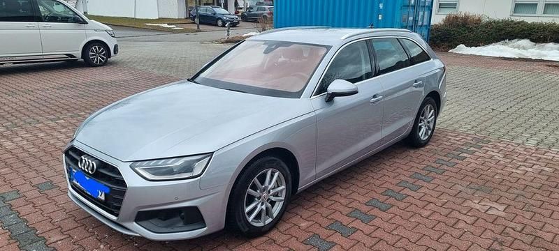 Silber Gebraucht 2021 Audi A4 Sport Kombi | 26.800 € (Fairer Preis) - Bild 1/4