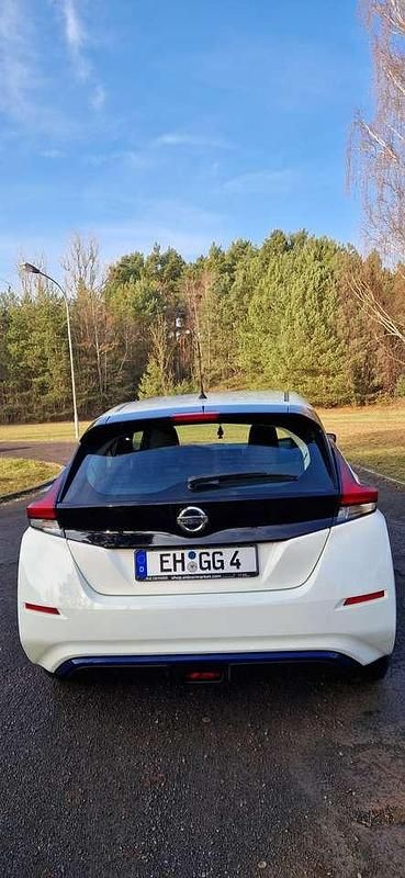 Gebraucht Nissan Leaf 110 kW (150 PS) 2021 Weiß Kleinwagen