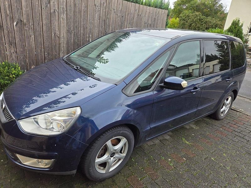 Gebraucht Ford Galaxy 140 PS (102 kW) 2007 Blau Van / Kleinbus