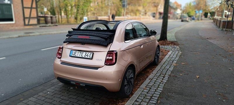 Gebraucht Fiat 500e La Prima 86 kW (118 PS) 2022 Cabrio