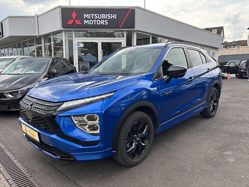 Blau Gebraucht 2022 Mitsubishi Eclipse Cross Plus SUV | 23.990 € (Guter Preis) - Bild 1/4
