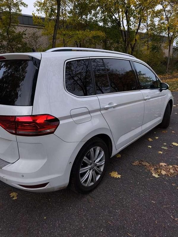 Gebraucht VW Touran Highline 150 PS (110 kW) 2016 Van / Kleinbus