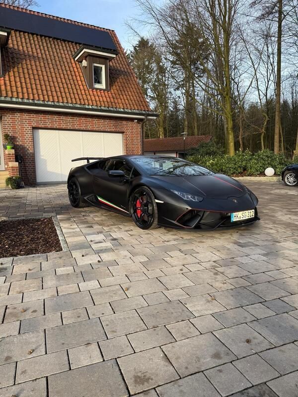 Schwarz Gebraucht 2017 Lamborghini Huracán Coupé | 249.500 € - Bild 1/4
