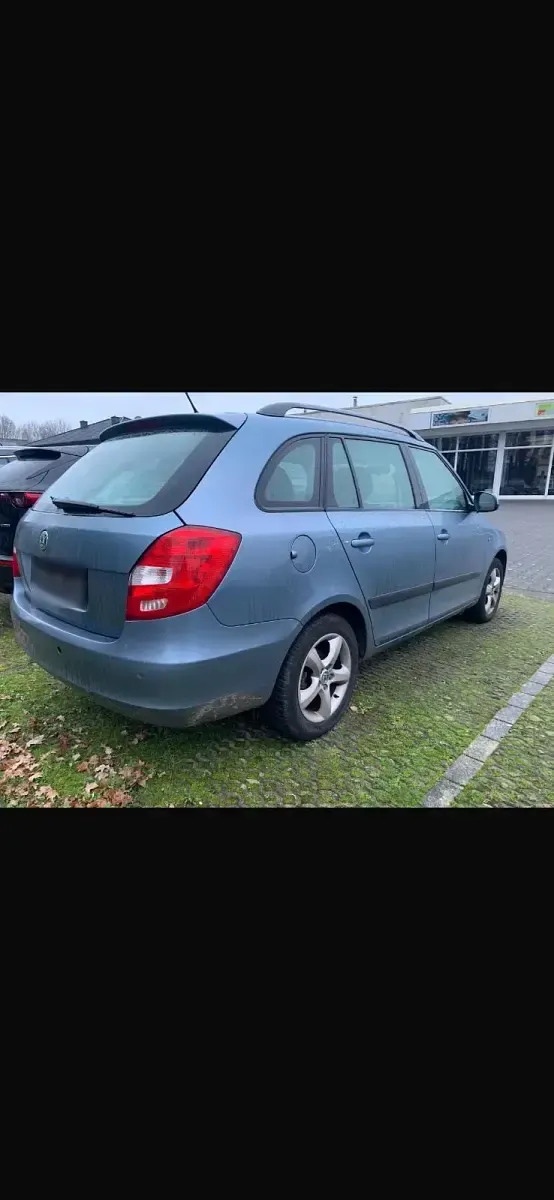 Usata Skoda Fabia 86 CV (63 kW) 2009 Blu Station wagon